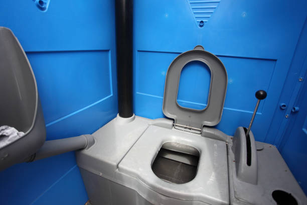 Affordable portable toilet rental in Warson Woods, MO